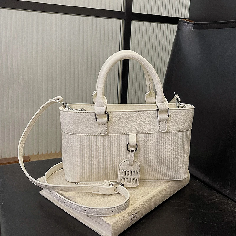 Bolsa de Couro de Luxo Feminin - Luxury Lifestyle Handbags avaliação e preço