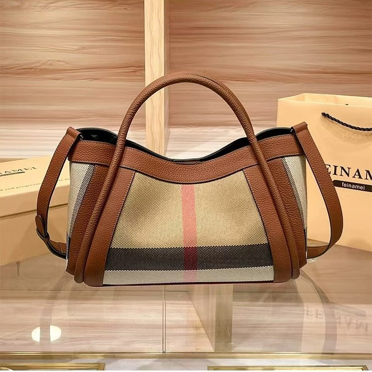 Bolsa de Fraldas de Designer L - Luxury Lifestyle Handbags avaliação e preço